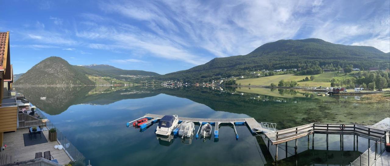 Nedre Amla Fjord Apartment Каупангер Екстериор снимка