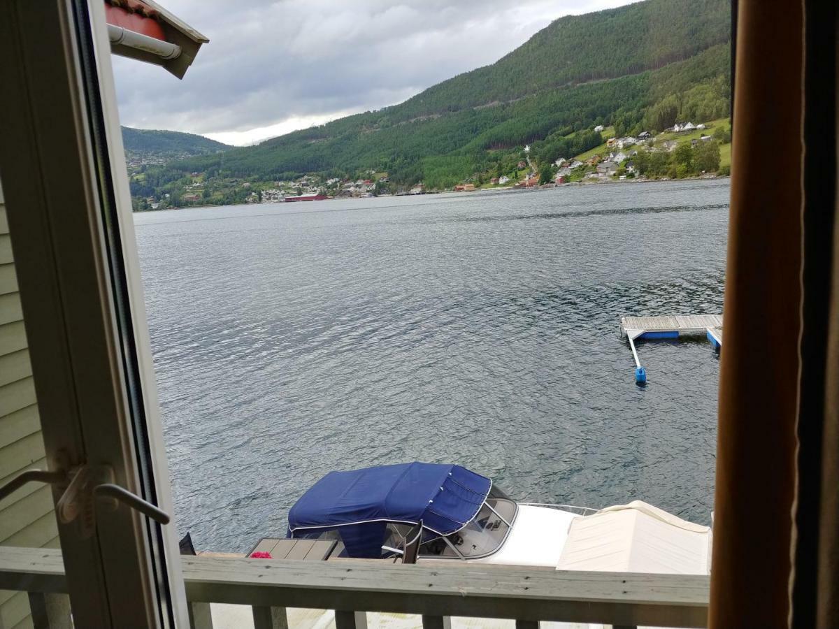 Nedre Amla Fjord Apartment Каупангер Екстериор снимка